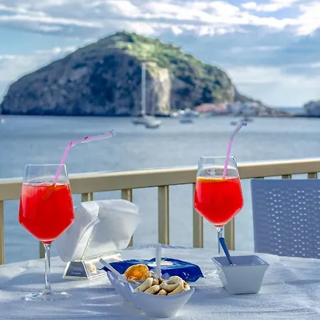 Szálloda Regina Del Mare Barano dʼIschia