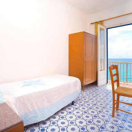 Hotell Regina Del Mare 2*