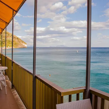 Hotell Regina Del Mare Barano dʼIschia