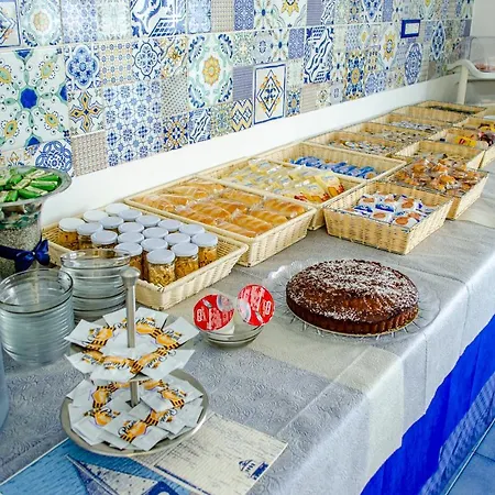 Regina Del Mare 2* Barano dʼIschia