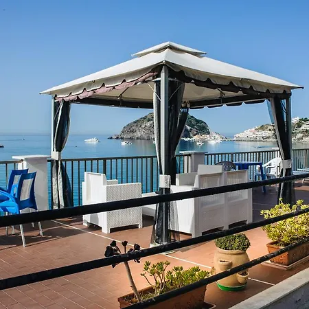 Hotell Regina Del Mare 2*