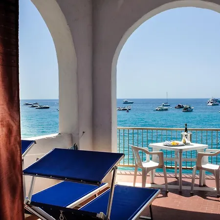 Hotell Regina Del Mare