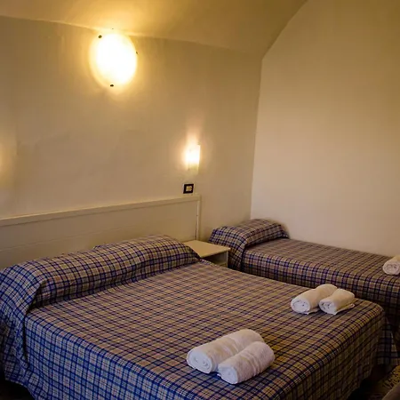 Regina Del Mare Barano dʼIschia