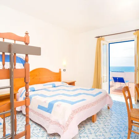 Regina Del Mare Hotel 2*