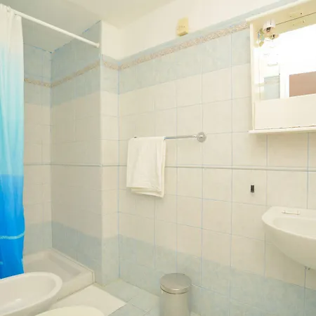 Regina Del Mare 2*