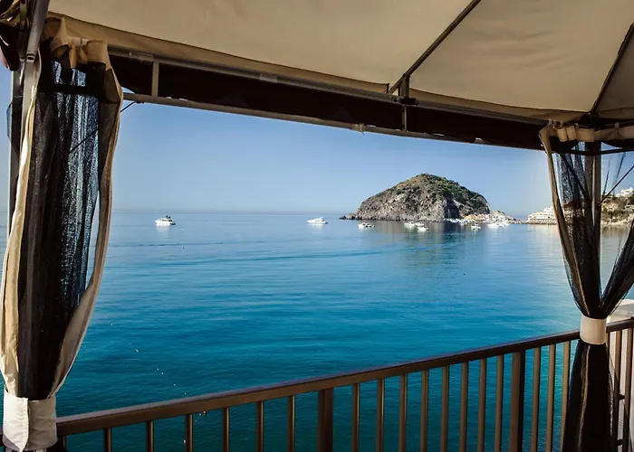 Regina Del Mare Hotel 2*