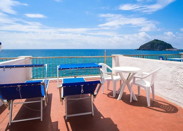 Hotel Regina Del Mare 2*